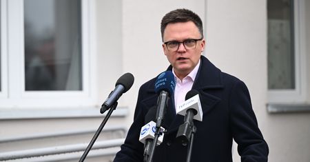 Szymon Hołownia o działaniach PKW. "Sama się unieważnia"
