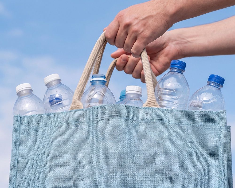 Czy system kaucyjny w Polsce działa? Zobacz opinie Polaków! [RAPORT]