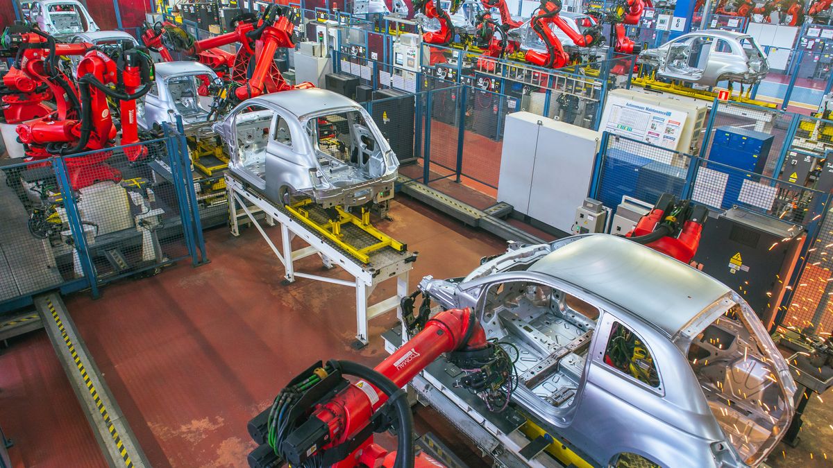 Fiat należy do grupy Stellantis, gdzie znajdziemy takie marki jak Opel czy Dodge.