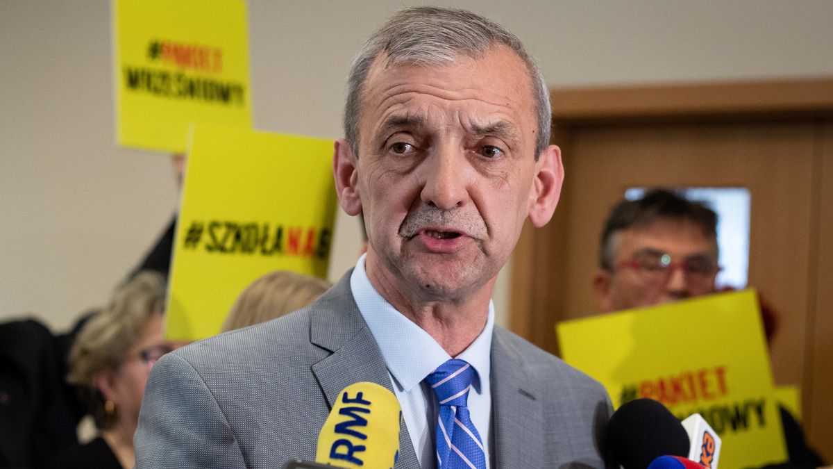 Slawomir Broniarz in Warsaw, Poland on April 25, 2019 (Photo by Mateusz Wlodarczyk/NurPhoto via Getty Images)