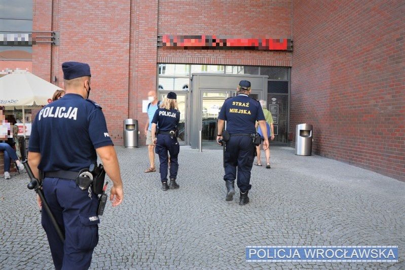 Wrocław. Straż Miejska znów wspomoże policję. Obywatele pod kontrolą w dobie pandemii