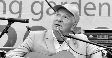 Nie żyje Jerzy Porębski, autor najsłynniejszej szanty "Gdzie ta keja"