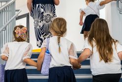 Skandal w szkole podstawowej. Uczennice śpiewały o alkoholu