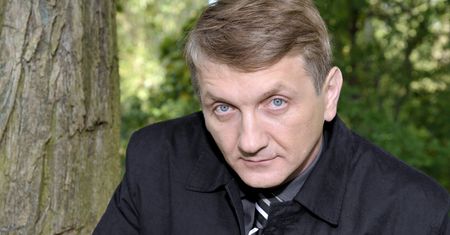 Był gwiazdą "Plebanii". Co się stało z aktorem?