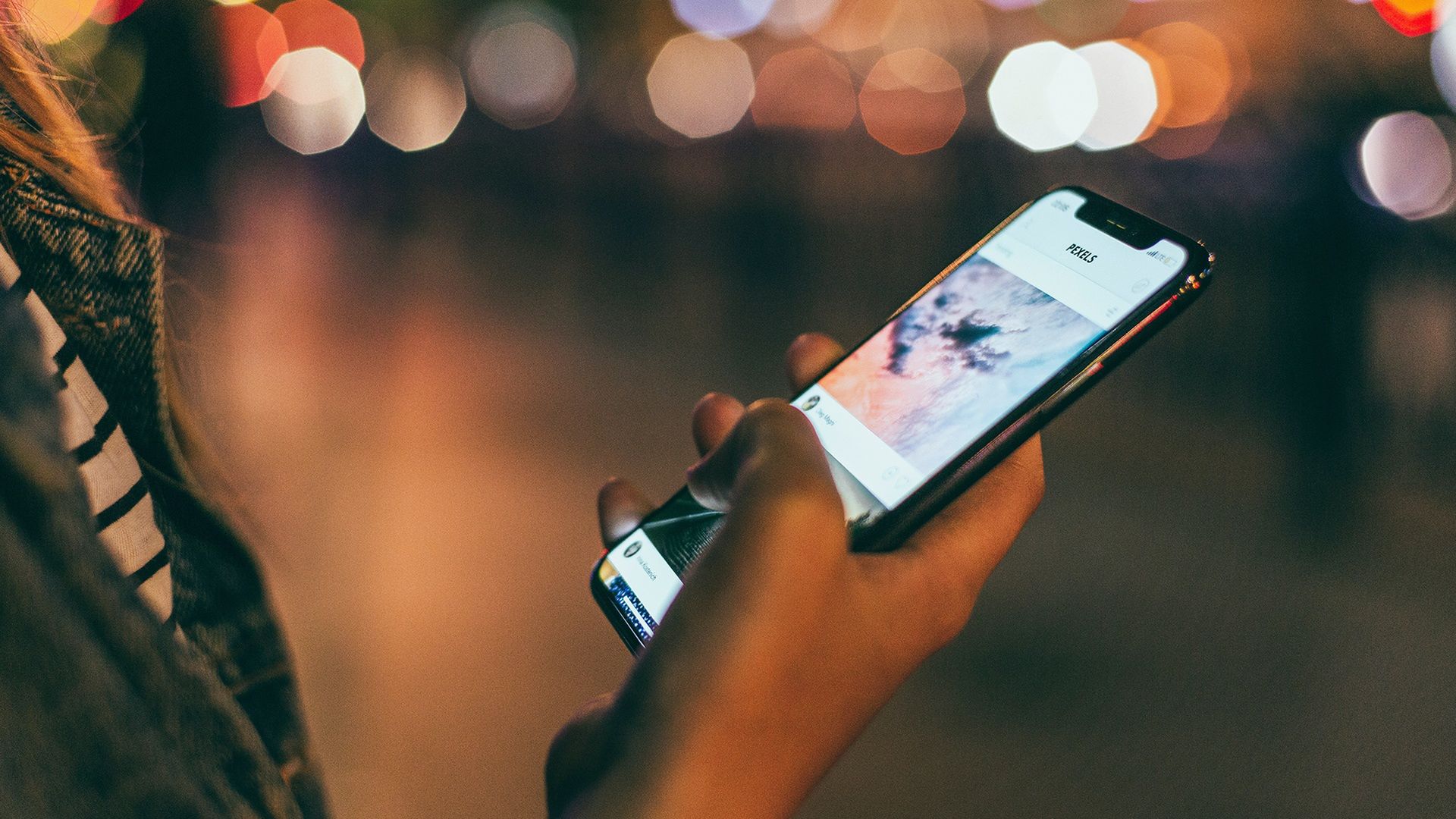 Od pierwszej rozmowy do 5G. Historia telefonów komórkowych 2