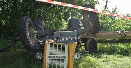 Dramat pod Limanową. Nie żyje 65-kierowca przygnieciony przez traktor
