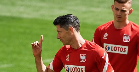 Były kadrowicz atakuje Lewandowskiego. "Brzęczka już zwolnił"
