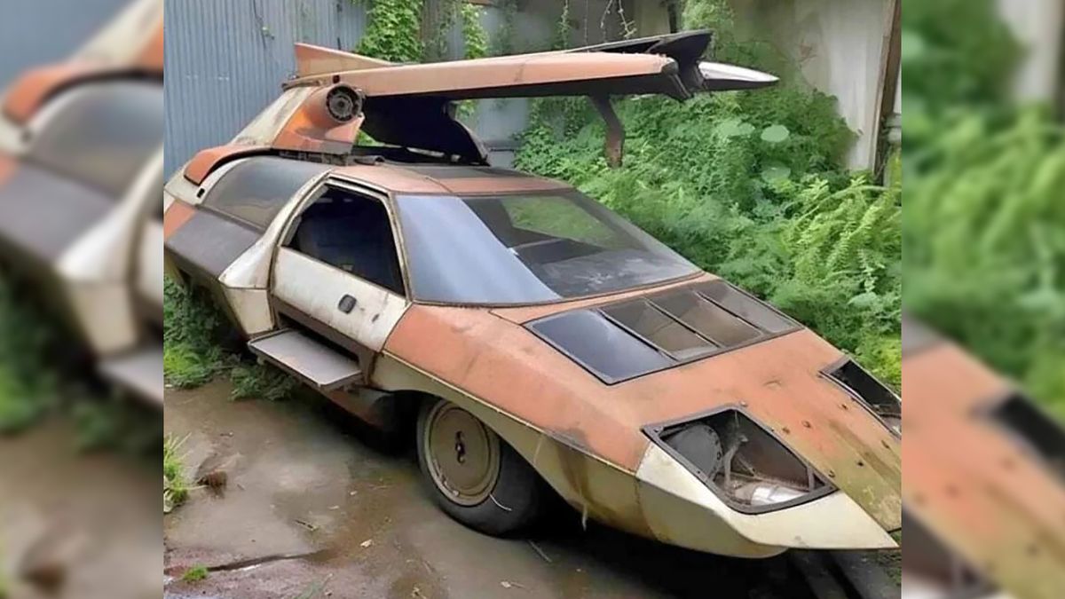 Fikcyjny latający samochód zainteresował dziesiątki kolekcjonerów.