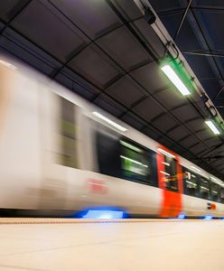 Wypadek na dworcu w Poznaniu. Pasażerka spadła z peronu