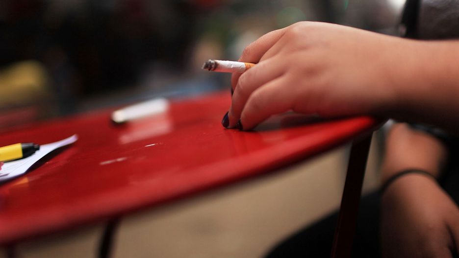 Koronawirus. Zaskakujące ustalenia: nikotyna może zmniejszać ryzyko COVID-19