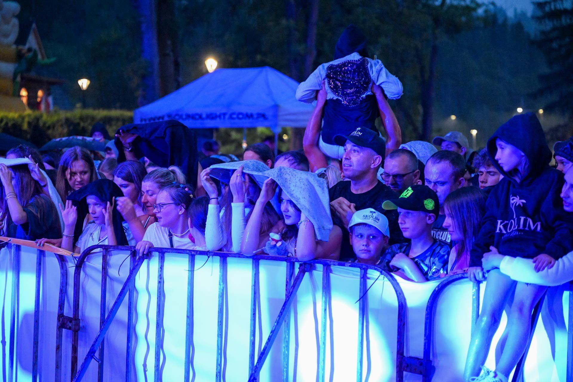 Koncert Skolim