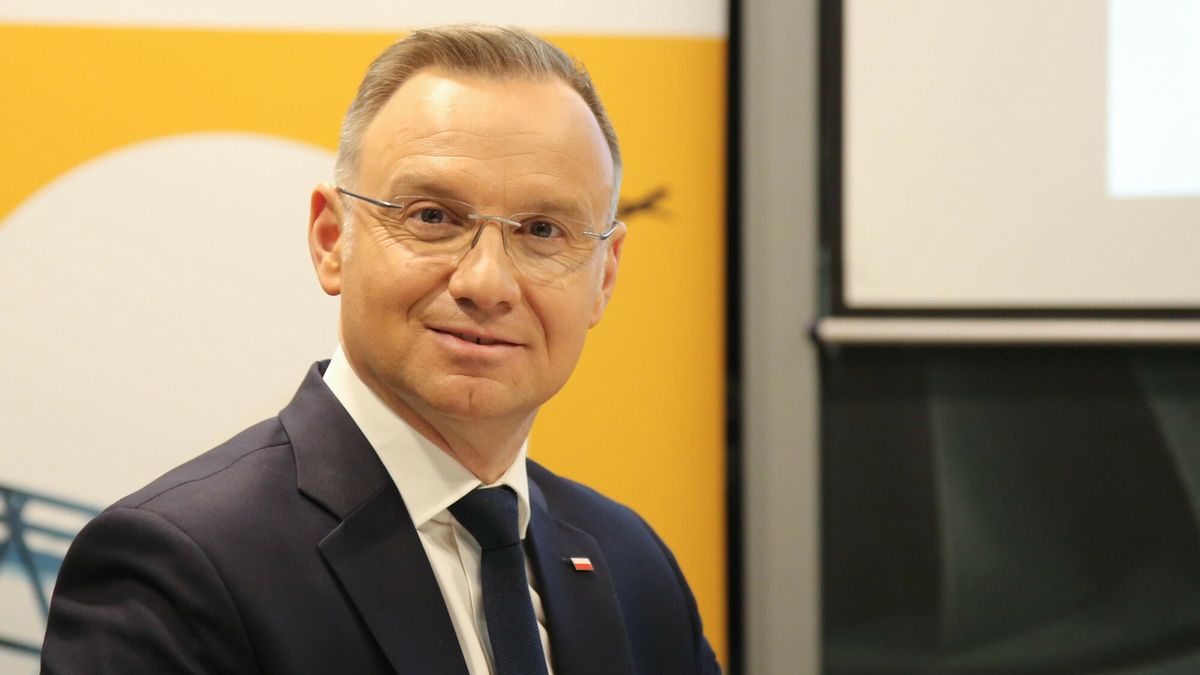 Andrzej Duda na lotnisku w Balicach
08.03.2024 Krakow - Balice Spotkanie Prezydenta Andrzeja Dudy z Zarzadem Zwiazku Regionalnych Portow Lotniczych Fot. Mateusz Kotowicz/REPORTER
N/z: Andrzej Duda
Mateusz Kotowicz/REPORTER