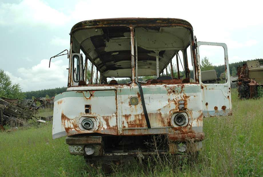 Cmentarzysko napromieniowanych pojazdów pod Czarnobylem 28