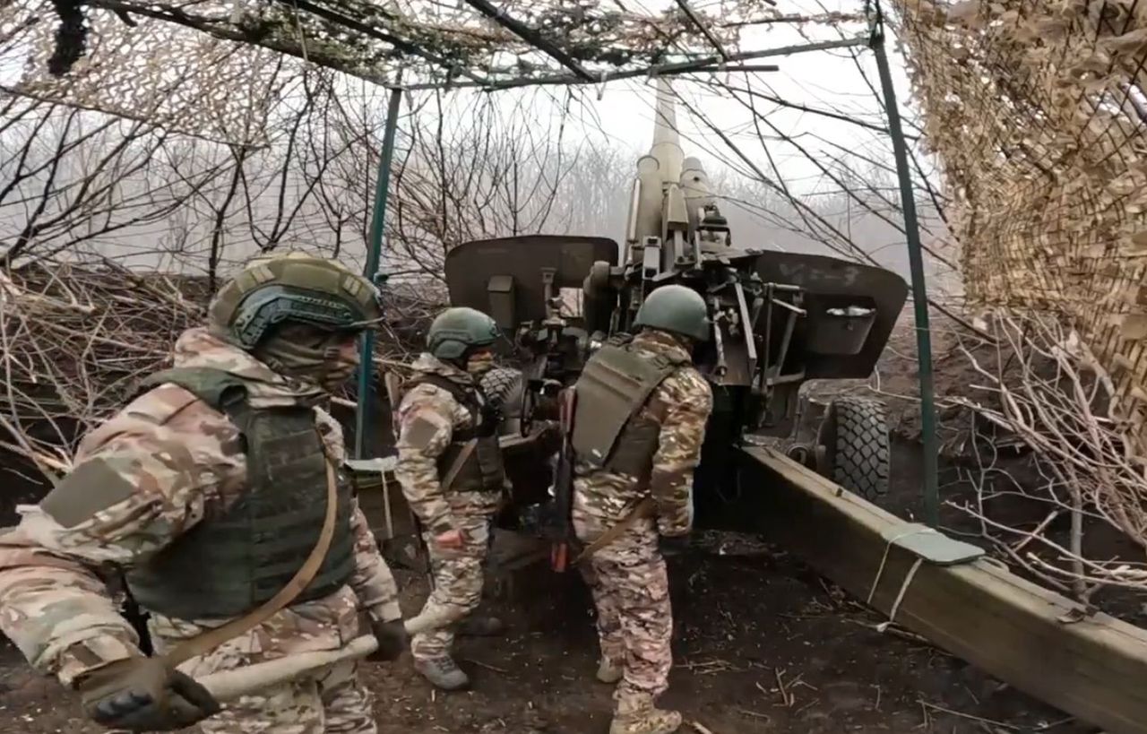 Russian artillery crisis prompts 'Frankenstein' innovations
