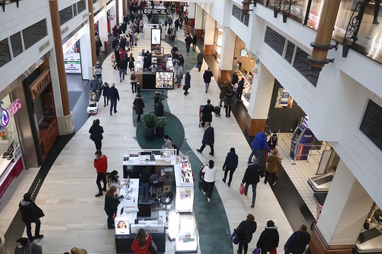 Galerie handlowe od 1 lutego znowu będą otwarte