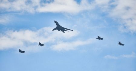 Amerykańskie bombowce zmierzają nad Bałtyk