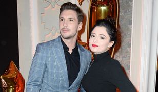 Rozśpiewani Mikołaj Roznerski i Adrianna Kalska świętują 20 lat "M jak miłość"