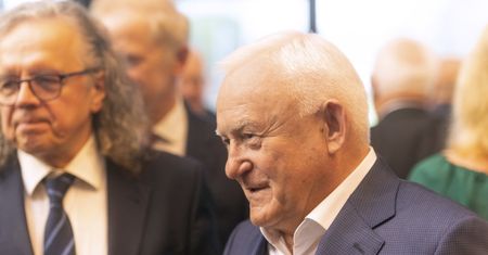 "Putin nie żyje". Wpis Millera niesie się po sieci