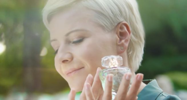 Małgorzata Kożuchowska reklamuje perfumy Avon Eve Truth (wideo)