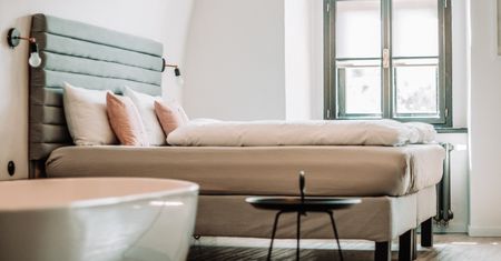 "Nigdy nie zabieraj z hotelu". Ośmieszysz się i będziesz miał kłopoty
