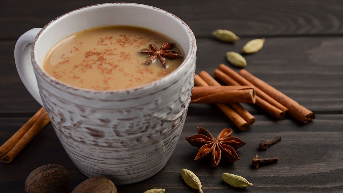 Masala Chai to aromatyczny, rozgrzewający napój
