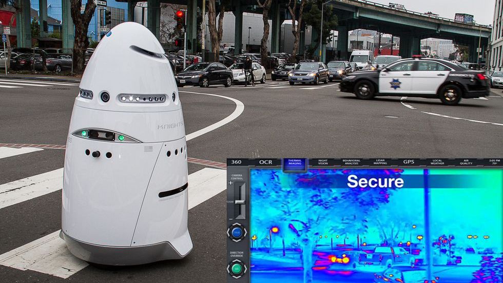 R2-D2 spotyka Ropocopa. Ten robot sprawia, że zawód ochroniarza odchodzi do lamusa 1