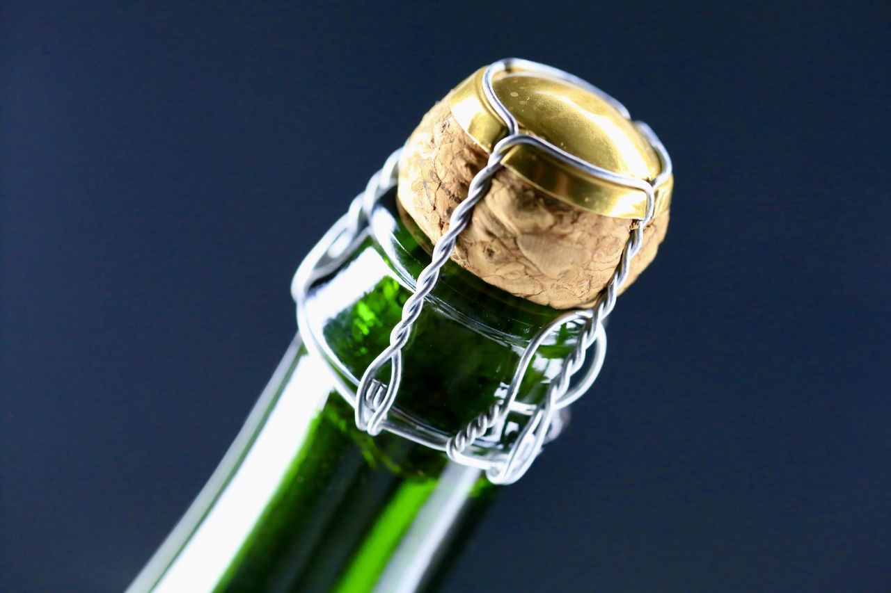 Wina alkoholu. Nasilona alergia może zagrażać życiu