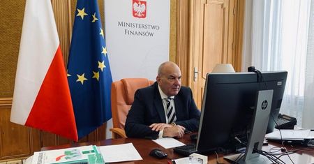 Ulgi na 6,4 mld zł. Minister finansów wylicza, co Krajowa Administracja Skarbowa miała dla podatników
