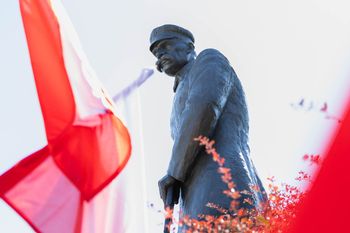 26 lat temu odsłonięto pomnik Józefa Piłsudskiego w Toruniu. To nie był pierwszy monument marszałka