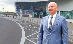 Taksówkarze niewinni. Za to prezes lotniska stanie przed sądem