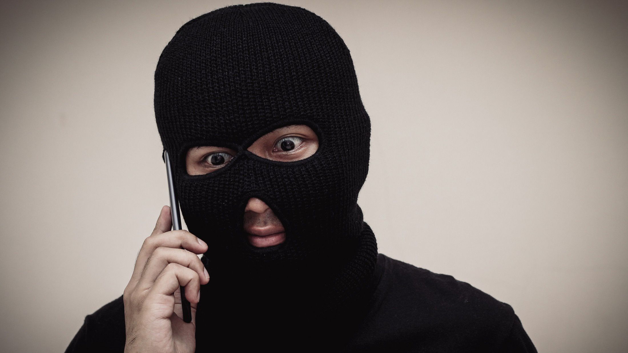 Oszust telefoniczny