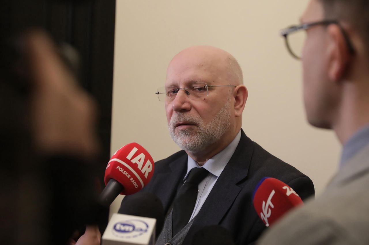 KRRiT wstrzymuje wypłaty dla TVP i Polskiego Radia