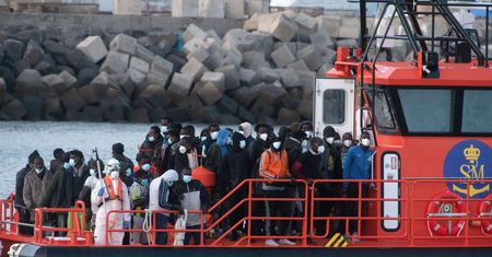 Polska przegłosowana. Jest porozumienie ws. migracji w UE. "Absurdalne"