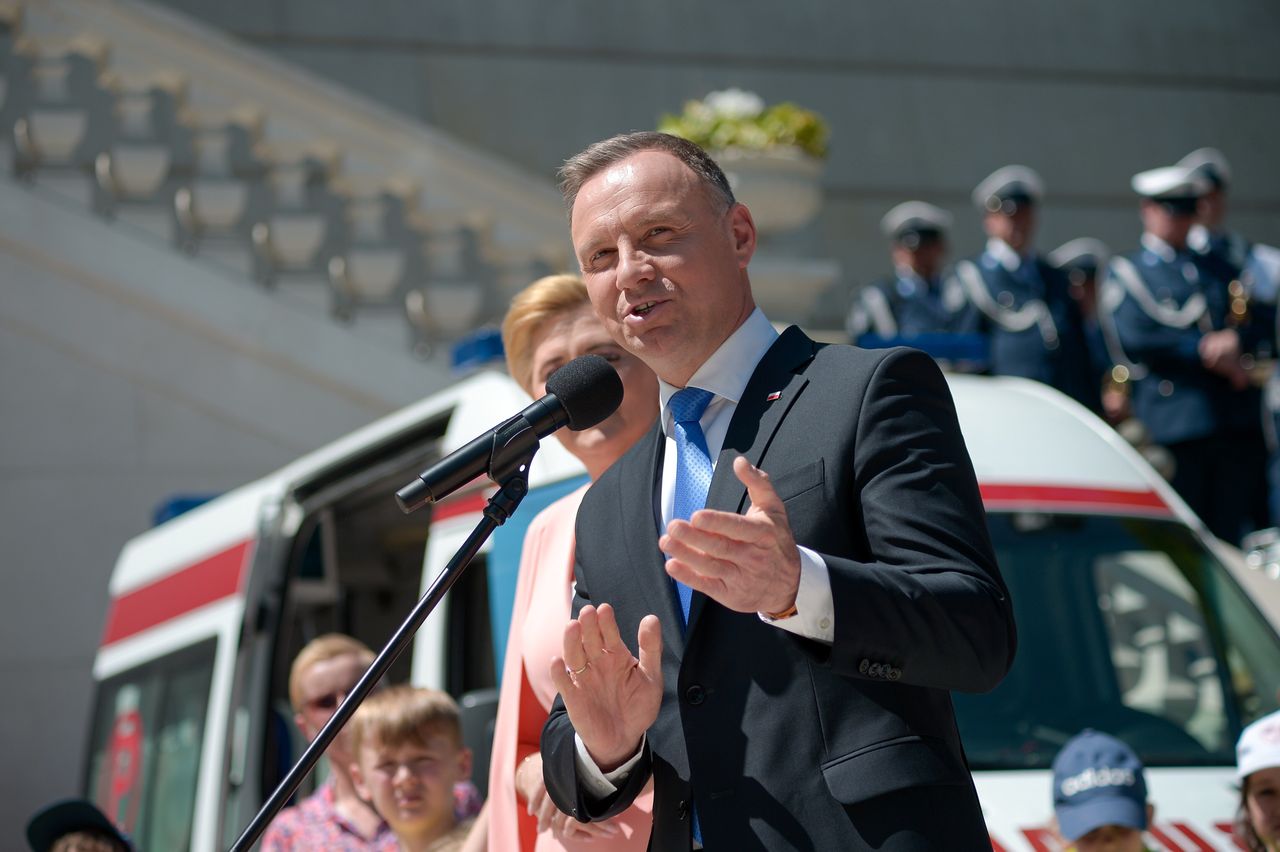 Naukowcy miażdżą "lex Tusk". "To przykład ustawowego bezprawia"