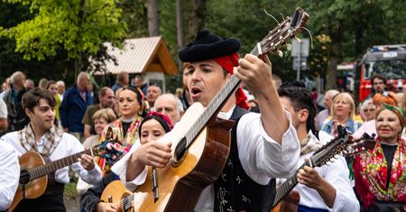 57. Międzynarodowy Festiwal Folkloru Ziem Górskich w Zakopanem, czyli góralska tradycja w rytmie muzyki, tańca i dawnych wierzeń