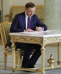 Prezydent Duda podpisał nowelizację dot. e-papierosów