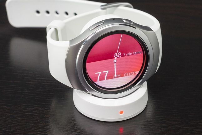 Samsung Gear S2 – smartwatch z Tizen OS