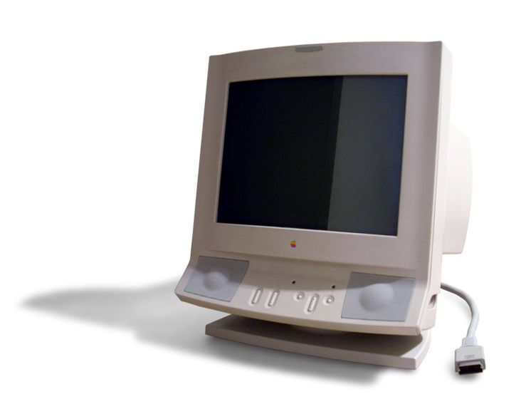 AppleVision oferował już nie tylko świetny obraz dzięki kineskopom Trinitron, ale dźwięk stereo.