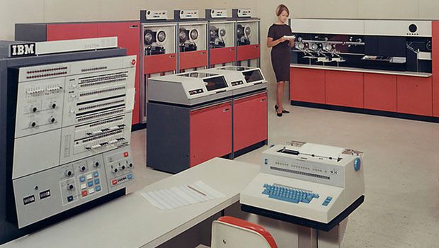 IBM 1000 z rodziny IBM System 360. To ten komputer początkowo chciała kupić polska delegacja. IBM jednak nie chciał go sprzedać, oferując maszyny starszej generacji.