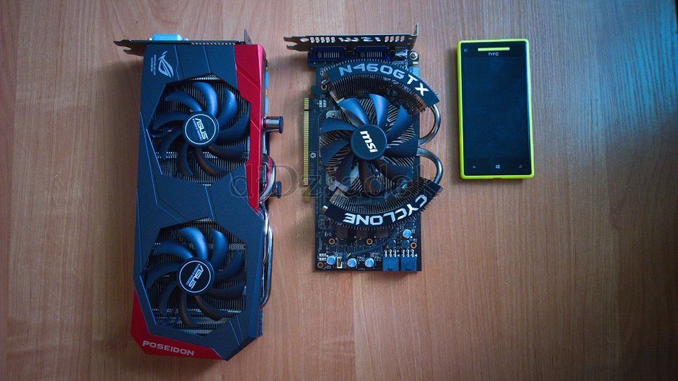 od lewej: 780, 460 i 8X ;)