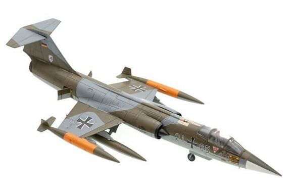 Model myśliwca F104 (wersja niemiecka)