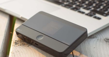 Mobilny hotspot TP-Link M7350 – test bardzo dobrego towarzysza podróży