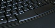 KeySweeper: wygląda jak ładowarka USB, ale podsłuchuje bezprzewodowe klawiatury Microsoftu