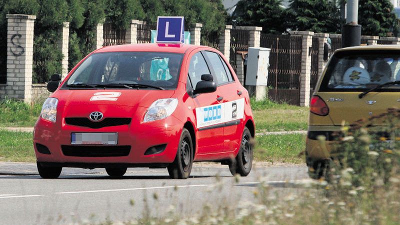 Jeśli spółdzielnia nie oznaczy prawidłowo drogi, elki będą mogły wjechać na osiedle