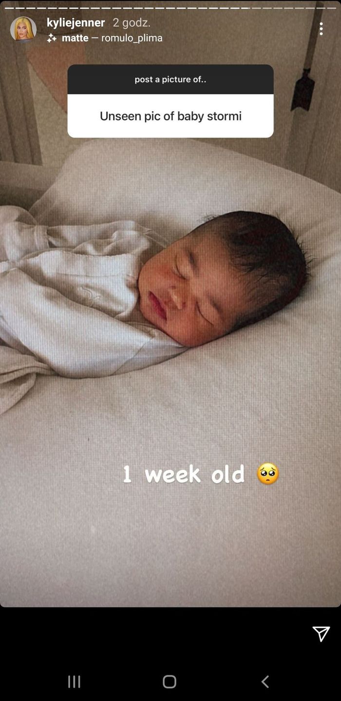 Kylie Jenner - zdjęcie tygodniowej Stormi
