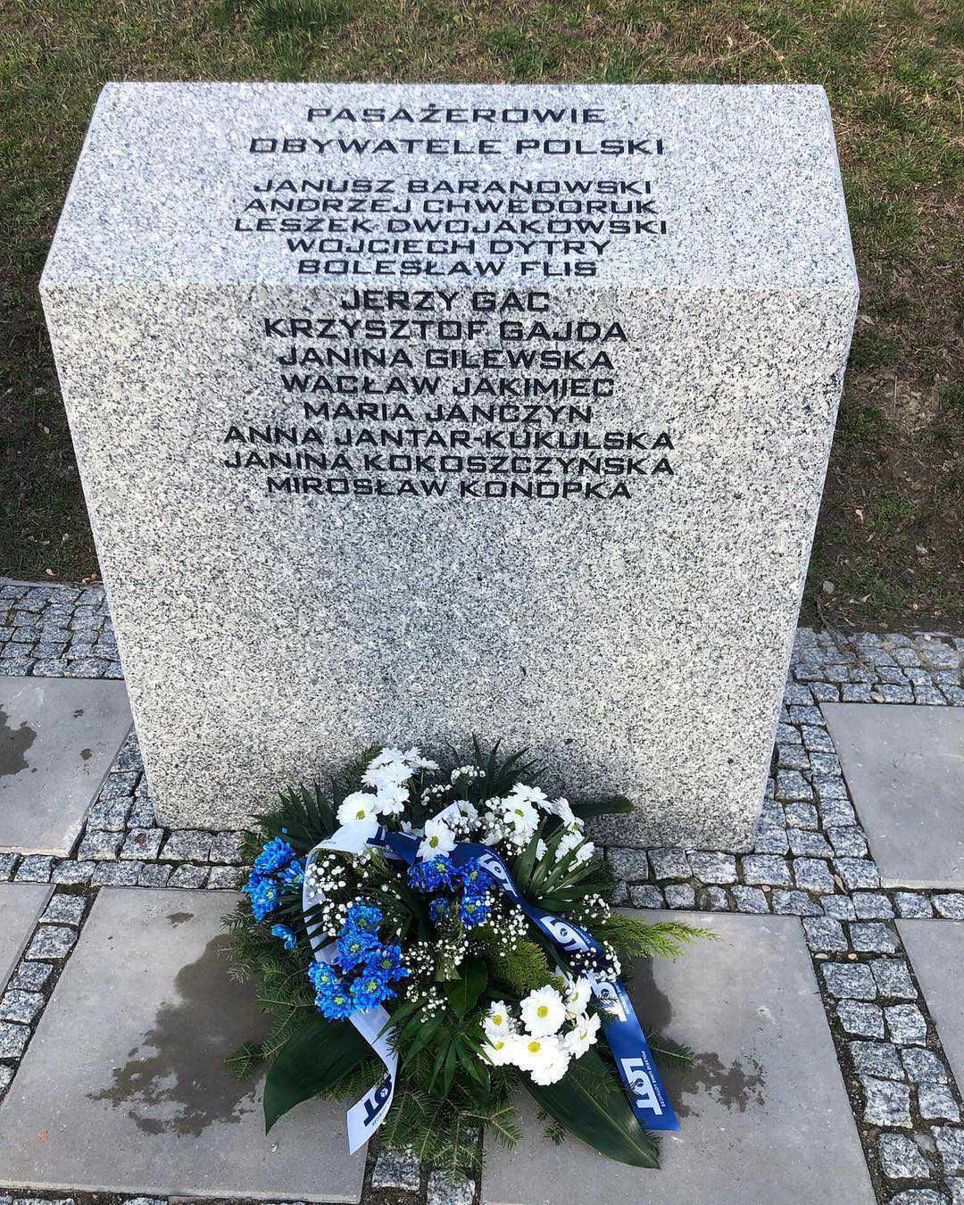 Natalia Kukulska pojechała na miejsce katastrofy samolotu, w którym zginęła jej mama