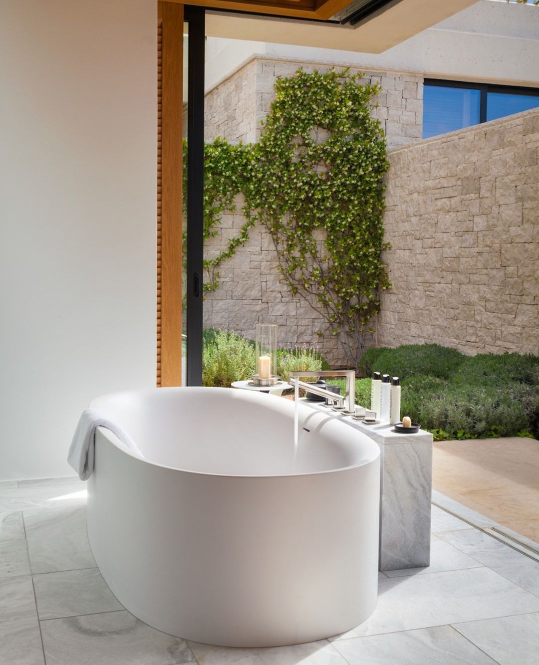 Hotel Amanzoe - ślub Joanny Przetakiewicz