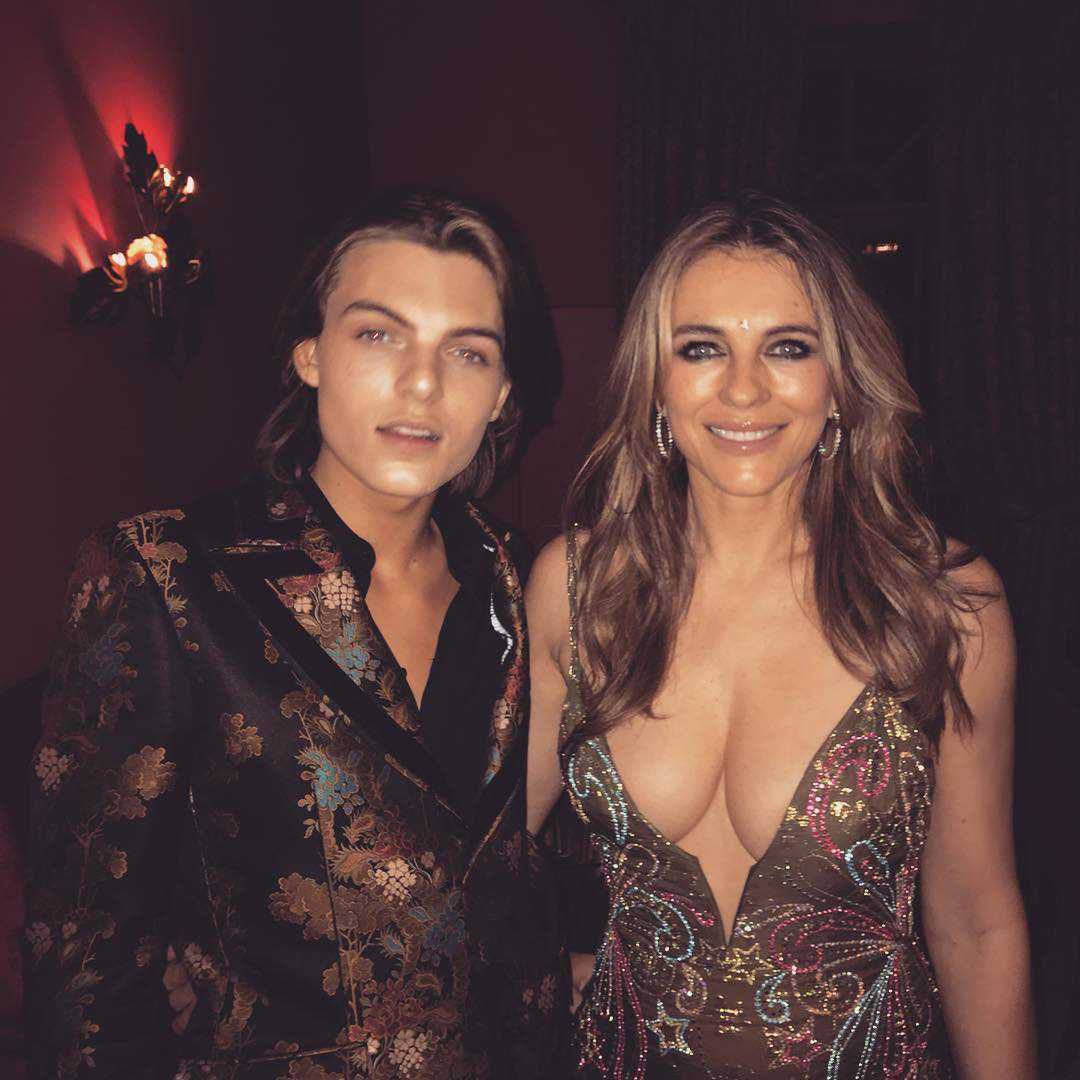 Elizabeth Hurley z synem Damianem Hurley - Instagram