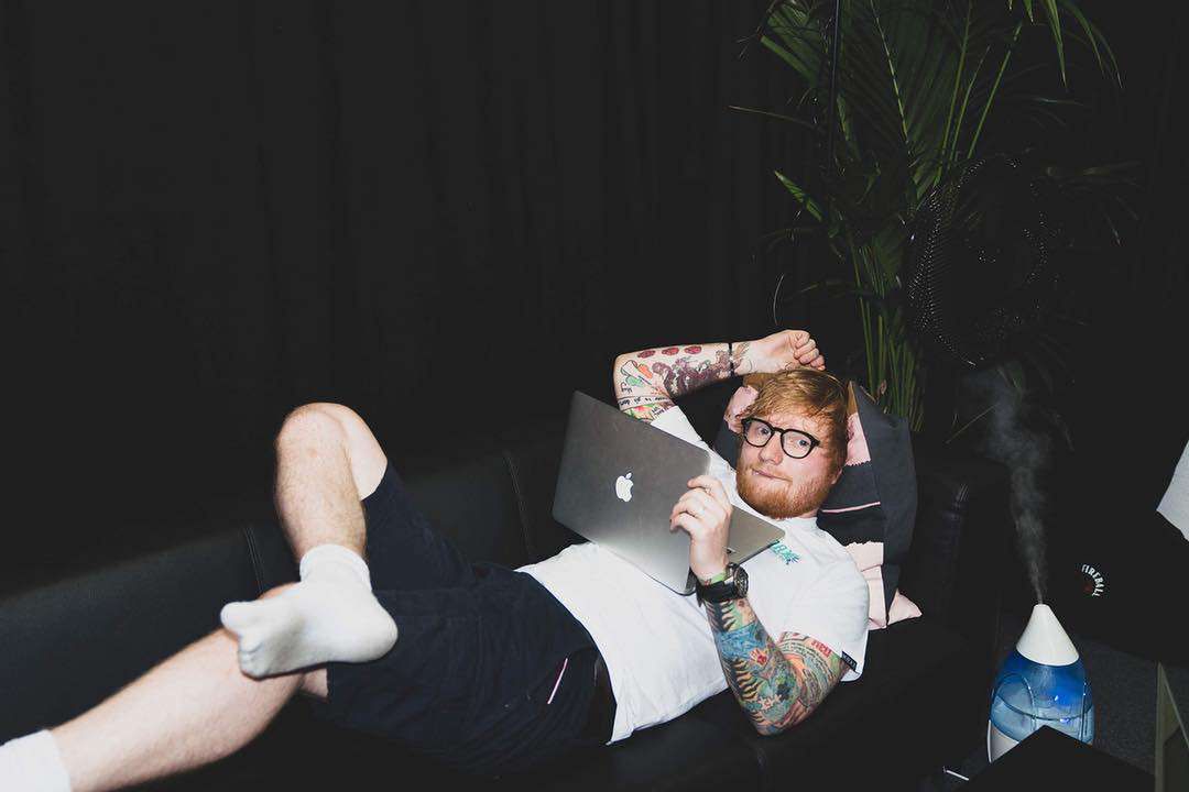 Ed Sheeran w garderobie przed koncertem w Warszawie