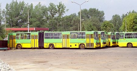 24 lata temu zlikwidowano zajezdnię przy ul. Darzyborskiej. Część pojazdów skasowano